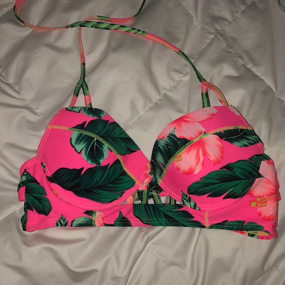 Bikini top